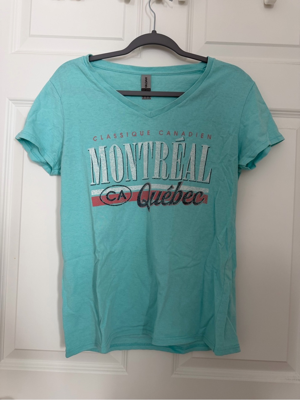 Women’s Aqua V-Neck Montreal Québec Graphic Tee